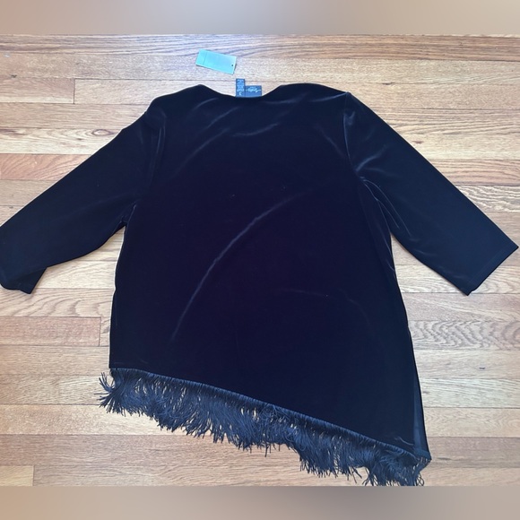 Chico’s Travelers Collection Black Assymetrical Velvet Tunic Top - Size 3 - NWT - Picture 9 of 10